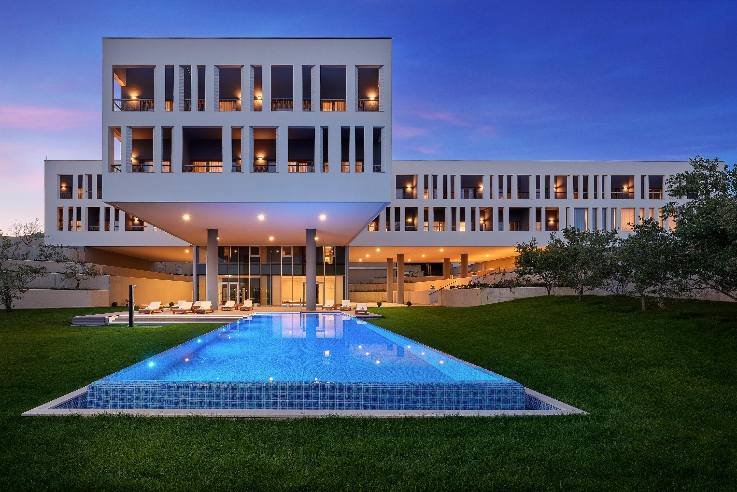 Palace 4* Salona